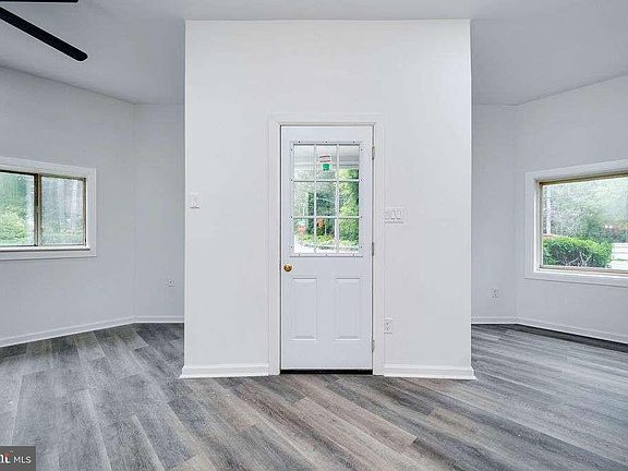 4th image of 1800 Mount Laurel Rd