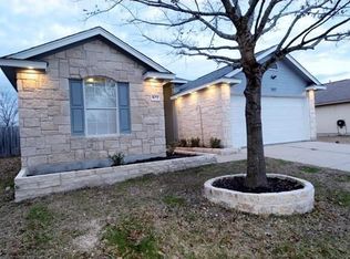 107 Tanglewood Ln, Hutto, TX 78634