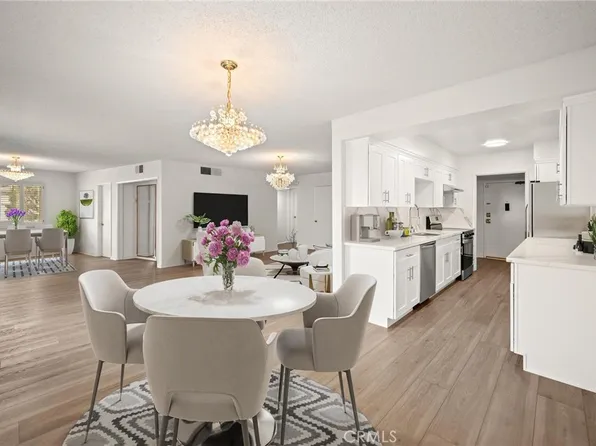 4647 Willis Ave Unit 207, Sherman Oaks, CA 91403