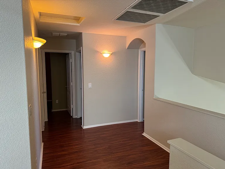 2445 W Running Deer Trl — Photo 14