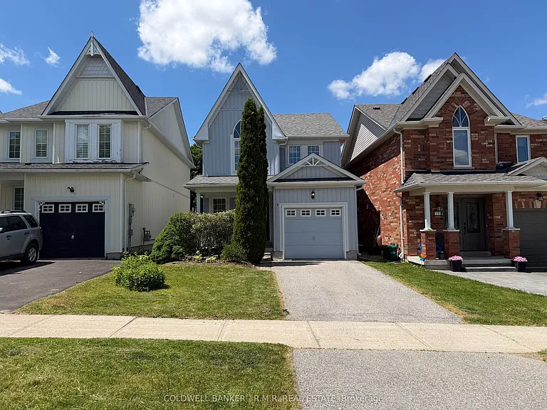 75 Margaret Graham Cres — Photo 2