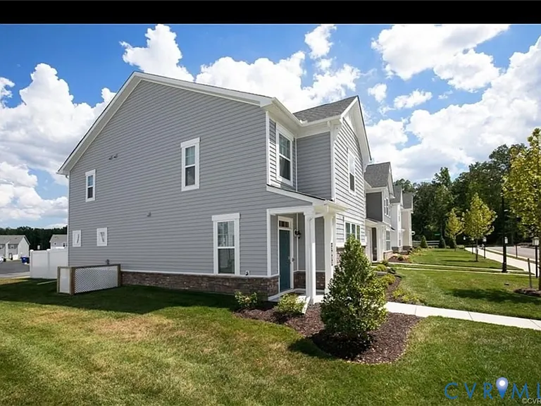 3011 Farmstead Mill Dr — Photo 35