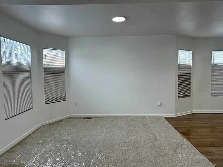 3431 N Vel R Phillips Ave — Photo 9