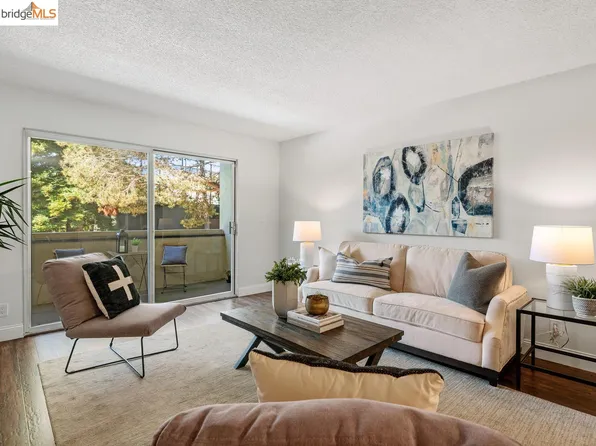 955 Shorepoint Ct APT 115, Alameda, CA 94501