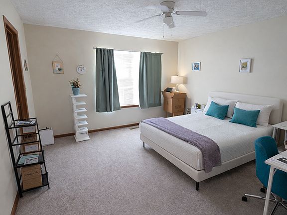 5th image of 3850 Amber Ct #3394