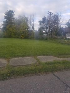 14601 Charlevoix St, Detroit, MI, 48215