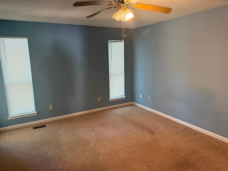 7 Indianwood Ter — Photo 13