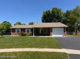727 Kimberly Ct, Radcliff, KY 40160