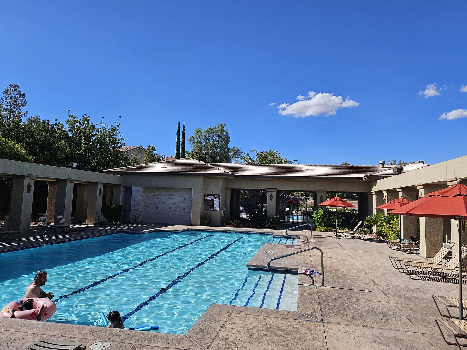 4 bed, 2.5 bath, 1672 sqft, $2,450 — Photo 1