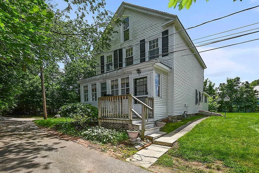 3 bed, 1.5 bath, 1700 sqft, $3,550 — Photo 1