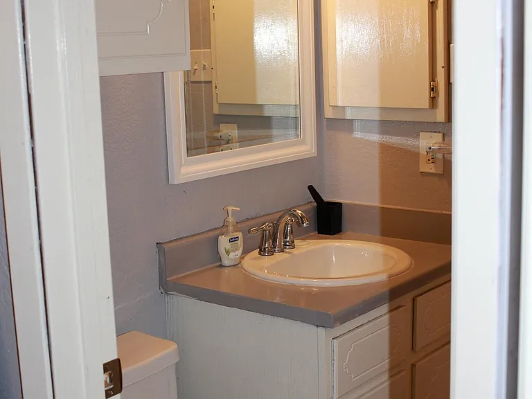 407 Manuel Dr #D — Photo 5
