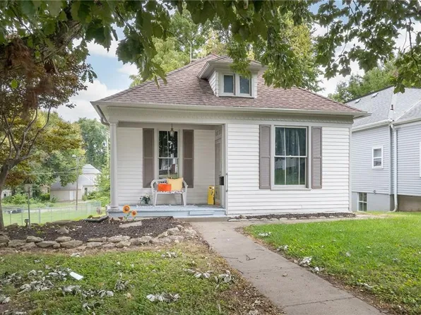 2711 Mitchell Ave, Saint Joseph, MO 64507