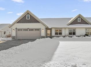 1155 Ellys Way, Slinger, WI 53086