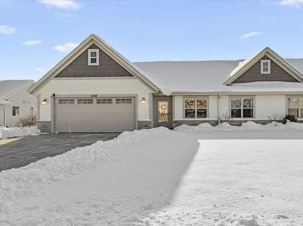 1155 Ellys WAY, Slinger, WI 53086