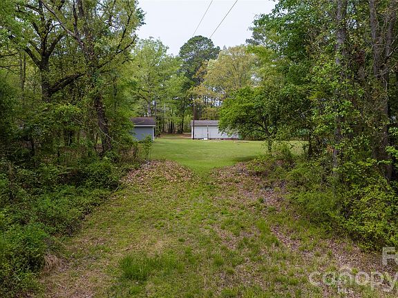 4th image of 1224 Loop Rd