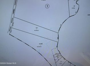 L13100 Lake Rd, Crown Pt, NY 12928
