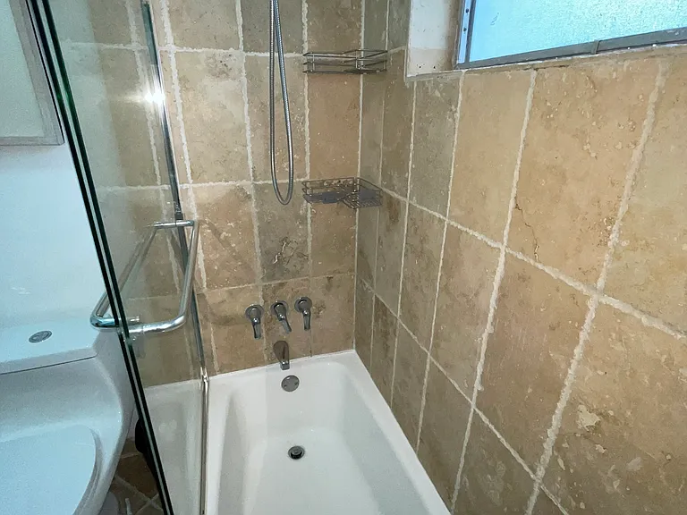 1021 Michigan Ave #7 — Photo 11
