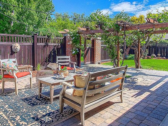 Courtyard Patio