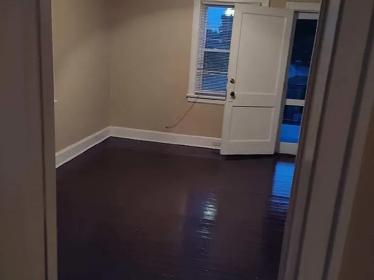 2320 New Clinton Rd #1 — Photo 1
