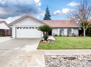 1486 Birch Ave, Clovis, CA 93611