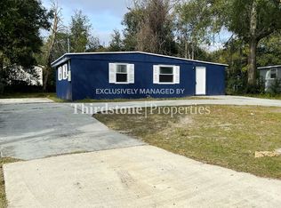 10452 Pinehurst Dr, Jacksonville, FL 32218