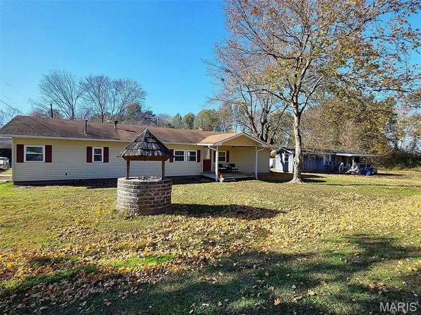 33445 Maple St, Advance, MO 63730