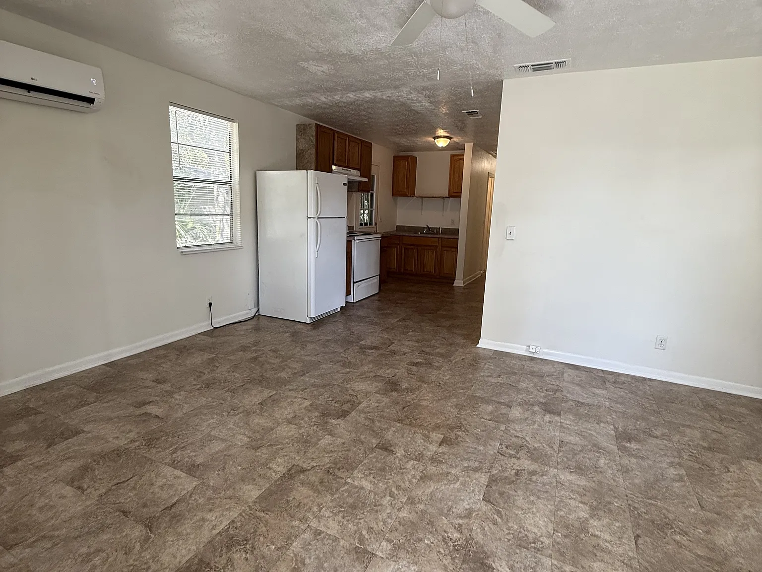 1523 Van Buren Street - 1 — Photo 2