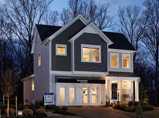 10392 Twin Leaf Dr, Bristow, VA 20136