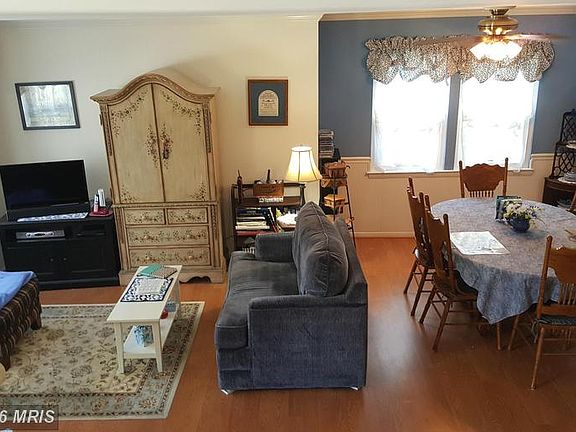 3rd image of 11316 Appledowre Way #149