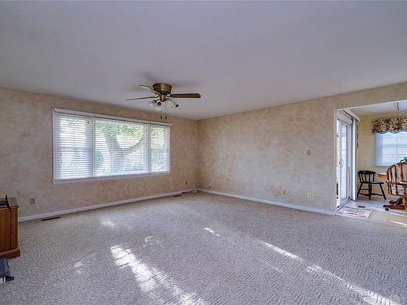 5th image of 4888 Marybrook Dr