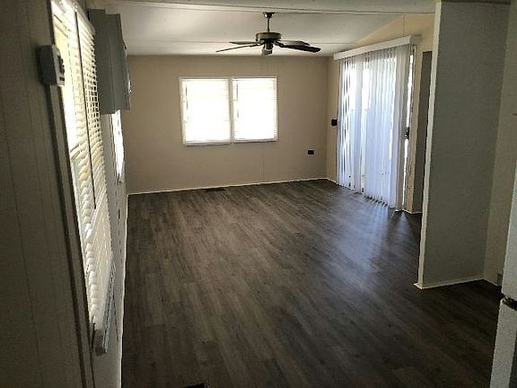 3rd image of 109 50th Avenue Plz W #78