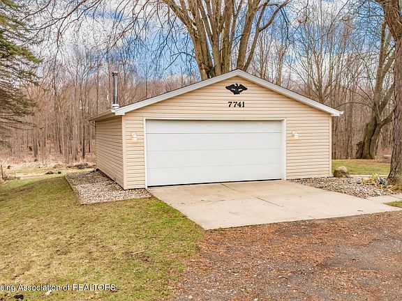 5th image of 7741 S Cochran Rd