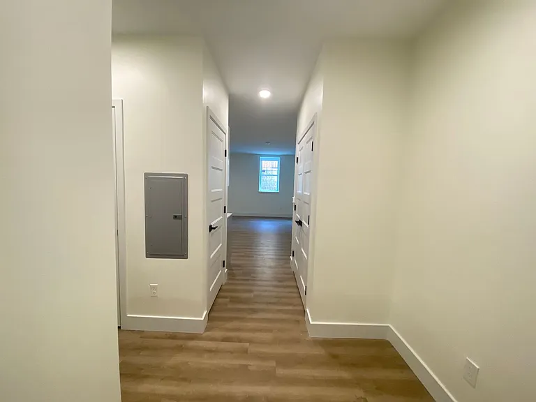 One Park Apartments — Photo 8