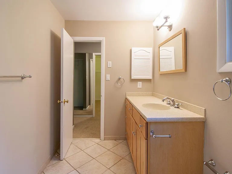 3503 Redwood Ct — Photo 58
