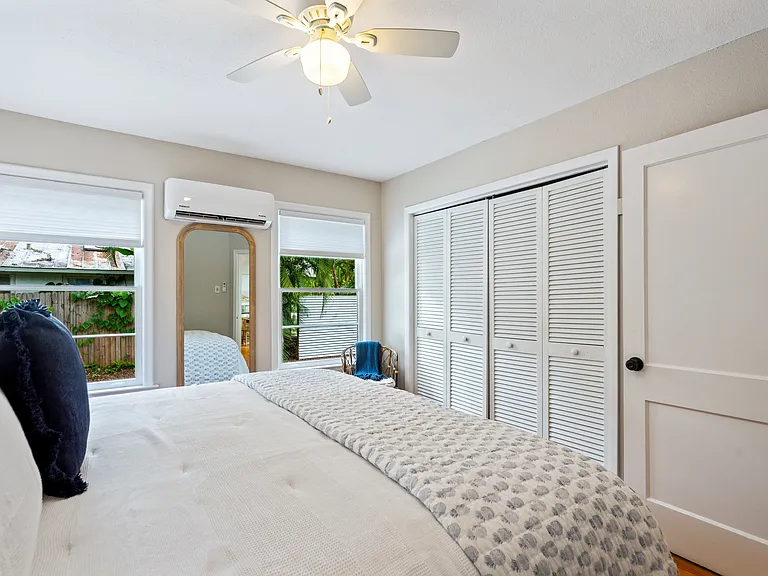 1010 Virginia Dr — Photo 10