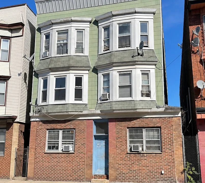 760 Harrison Ave #6