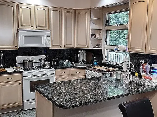 143-17 Newport Avenue image 2 of 2