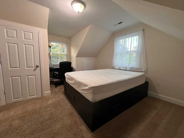 4907 Erie St #5 — Photo 15