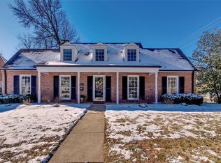 9424 Parkside Dr, Saint Louis, MO
