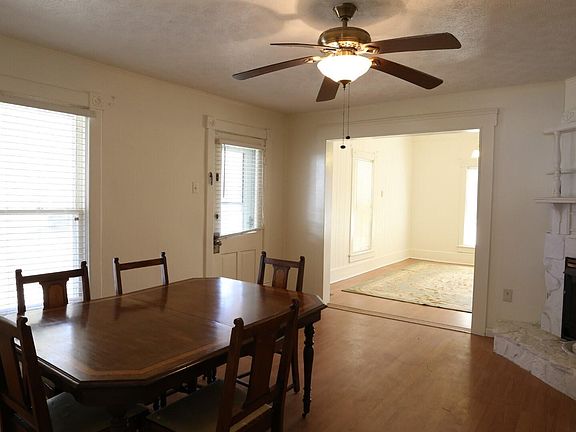 3rd image of 140 Pocahontas Ave