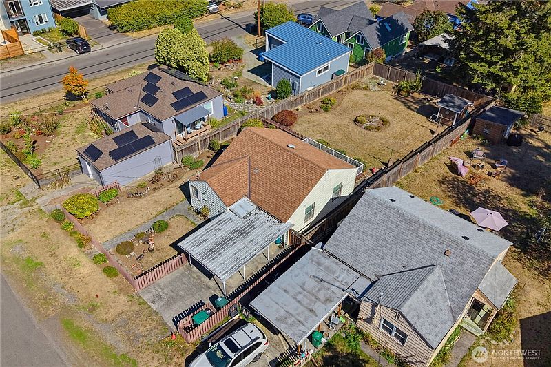 4th image of 11752 20th Avenue NE