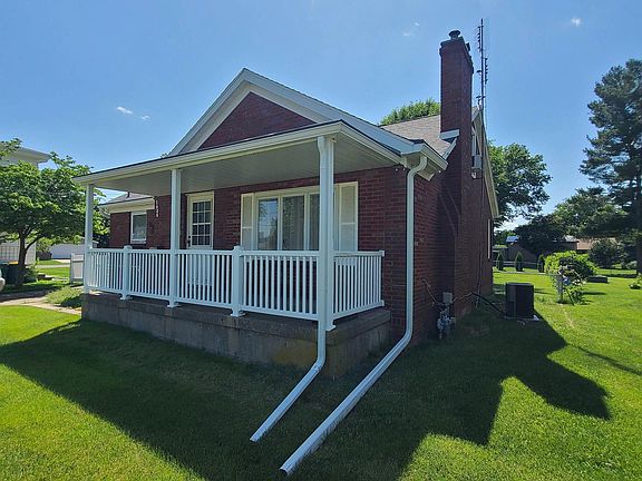 5th image of 1026 Jefferson St
