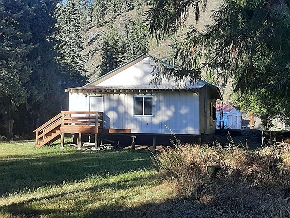 3rd image of 21124 Cda River Rd