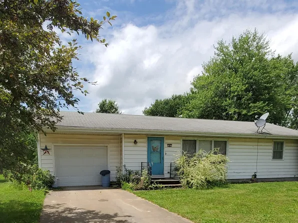 602 Dewey Ave, Donnellson, IA 52625