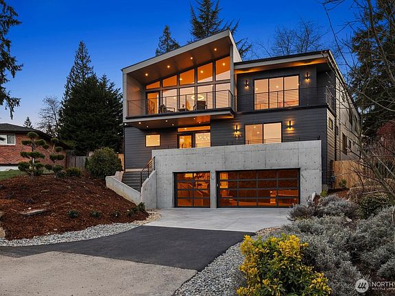 2nd image of 1653 105th Avenue SE