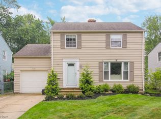 5156 Edenhurst Rd, Cleveland, OH 44124