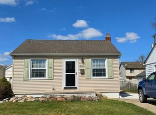 12756 Venness St, Southgate, MI 48195