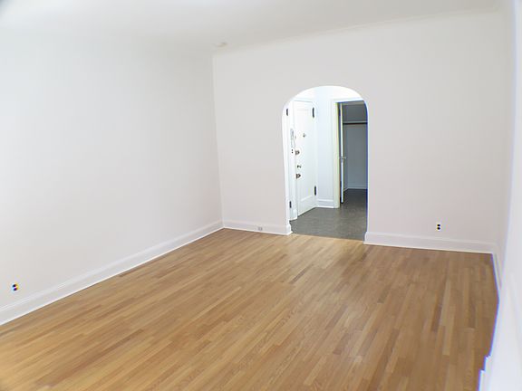 2nd image of 329 E 75th St APT 4D