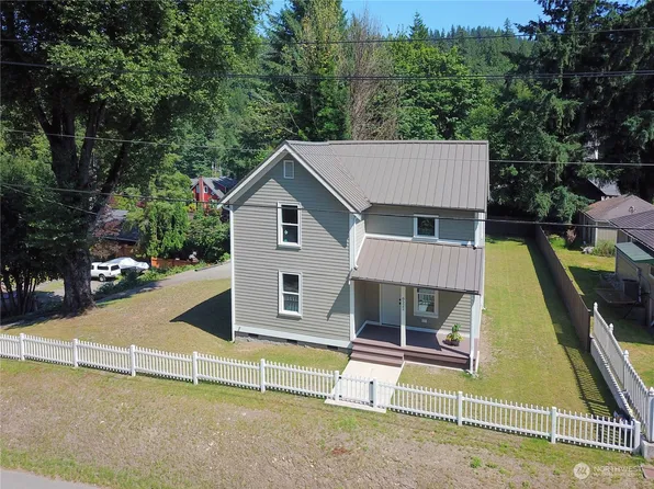 8522 Preston Fall City Road SE, Preston, WA 98050