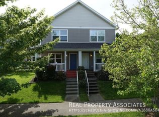 5725 33rd Ave S, Seattle, WA 98118
